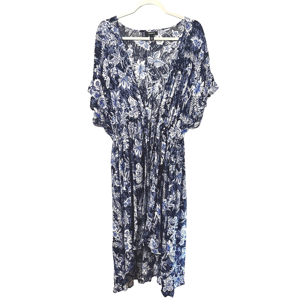 Torrid Cinch Waist Kimono Blue White Floral Plus Size 1/2 Crinkle Gauze Flowy - Picture 1 of 8